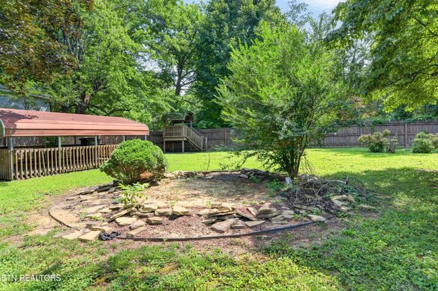 333 E 16th St, Cookeville, TN 38501