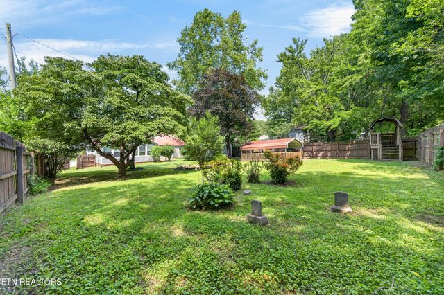 333 E 16th St, Cookeville, TN 38501