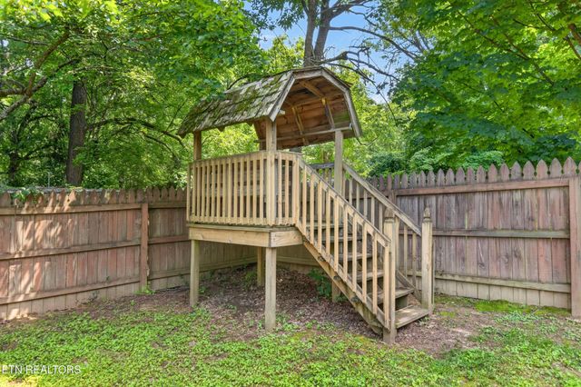 333 E 16th St, Cookeville, TN 38501