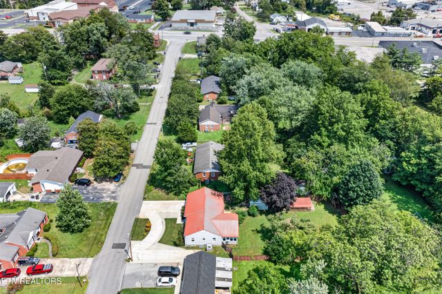 333 E 16th St, Cookeville, TN 38501