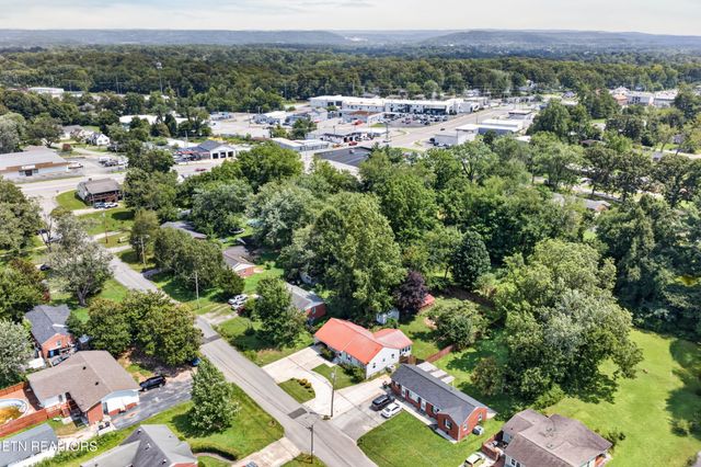 333 E 16th St, Cookeville, TN 38501