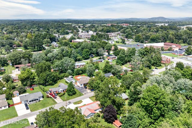 333 E 16th St, Cookeville, TN 38501