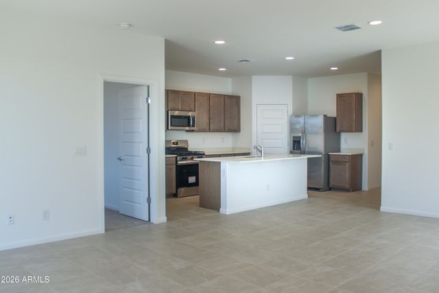 9833 W MONTEREY Way, Phoenix, AZ 85037