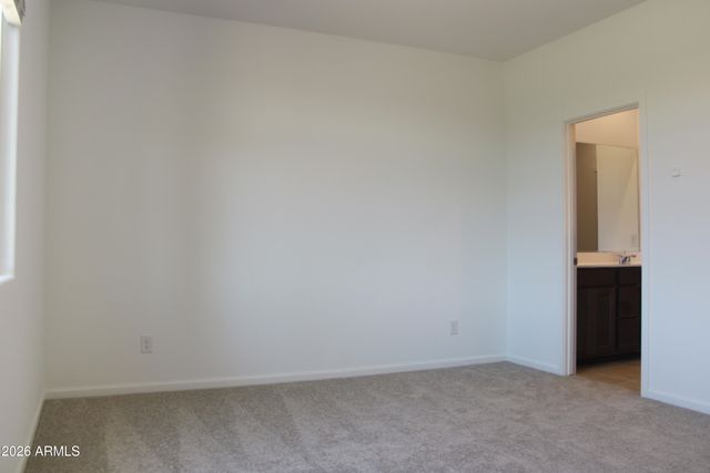 9833 W MONTEREY Way, Phoenix, AZ 85037