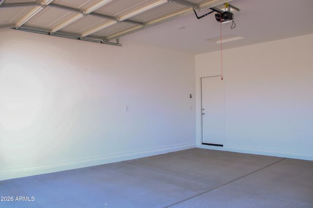 9833 W MONTEREY Way, Phoenix, AZ 85037