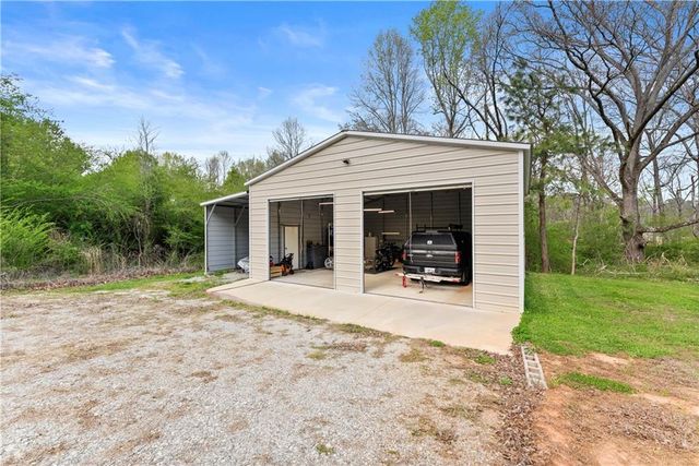 5430 Stepstone Way, Gainesville, GA 30506