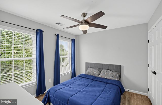 56 STOCKS ST, Lovettsville, VA 20180