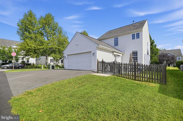 56 STOCKS ST, Lovettsville, VA 20180