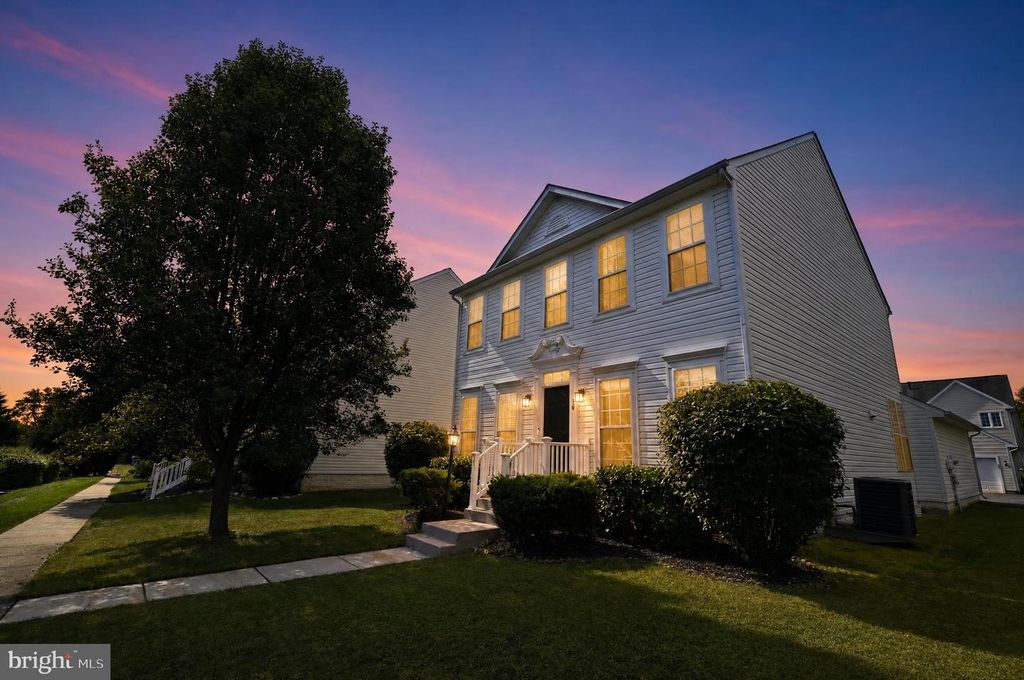 56 STOCKS ST, Lovettsville, VA 20180