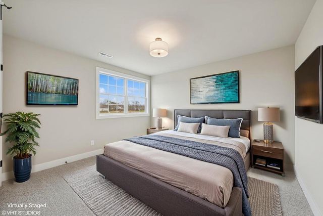 2903 Whispering Brook Lane, Valparaiso, IN 46385