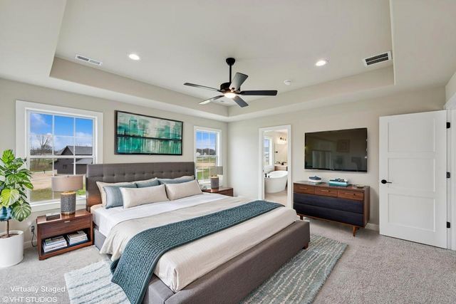 2903 Whispering Brook Lane, Valparaiso, IN 46385