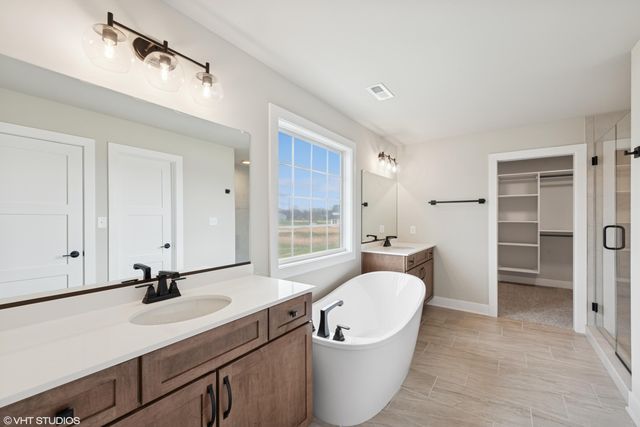 2903 Whispering Brook Lane, Valparaiso, IN 46385