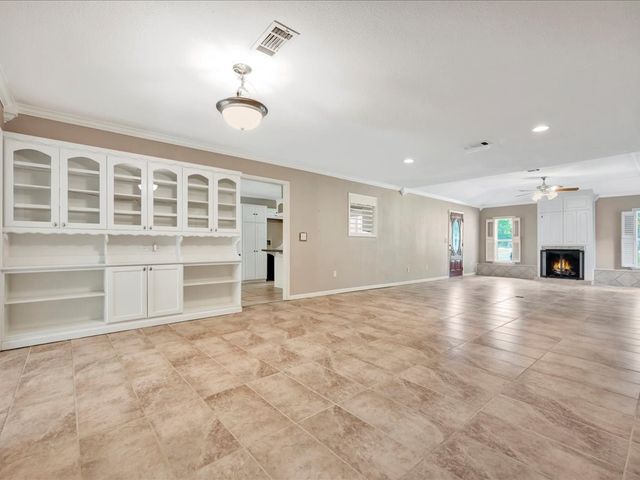 151 Lancewood Circle, Lufkin, TX 75904