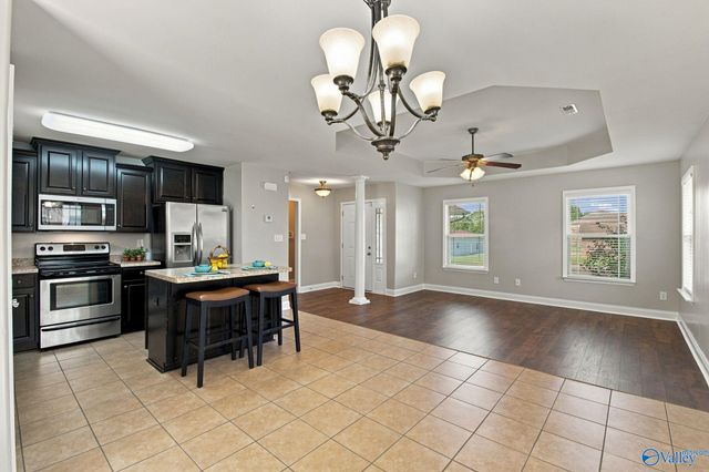 279 Lazy Oak Drive, New Market, AL 35761