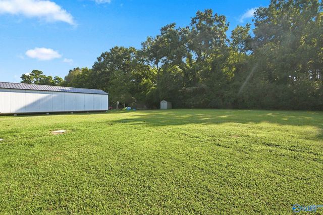 279 Lazy Oak Drive, New Market, AL 35761