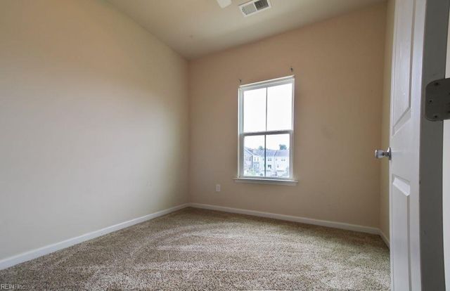 605 Gendron ST, Chesapeake, VA 23324