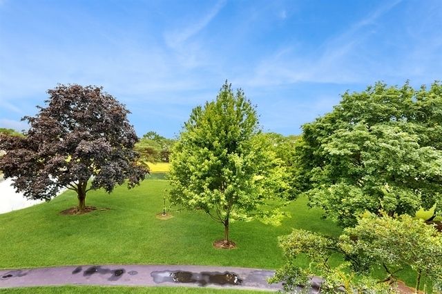 12900 W Heiden Circle 4301, Lake Bluff, IL 60044