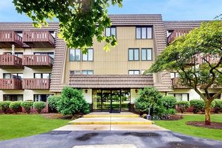 12900 W Heiden Circle 4301, Lake Bluff, IL 60044