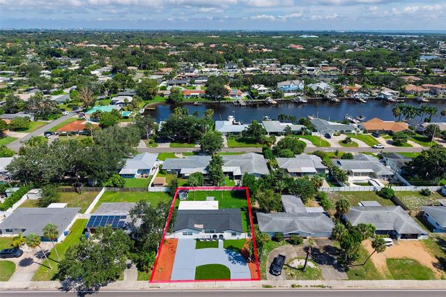 1077 40TH AVENUE NE, St Petersburg, FL 33703