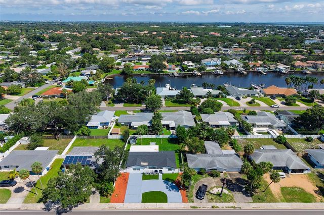 1077 40TH AVENUE NE, St Petersburg, FL 33703