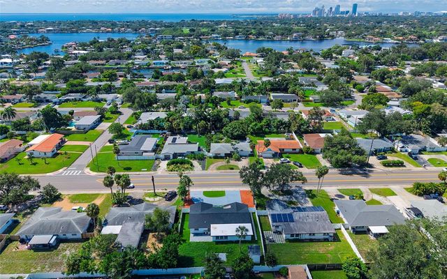 1077 40TH AVENUE NE, St Petersburg, FL 33703