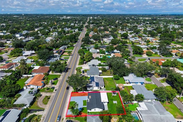 1077 40TH AVENUE NE, St Petersburg, FL 33703