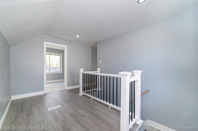 9327 Schaefer Highway, Detroit, MI 48228