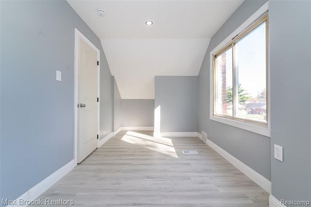 9327 Schaefer Highway, Detroit, MI 48228