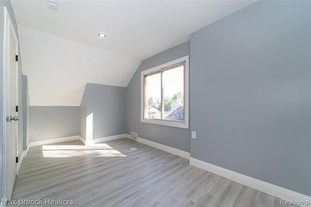 9327 Schaefer Highway, Detroit, MI 48228