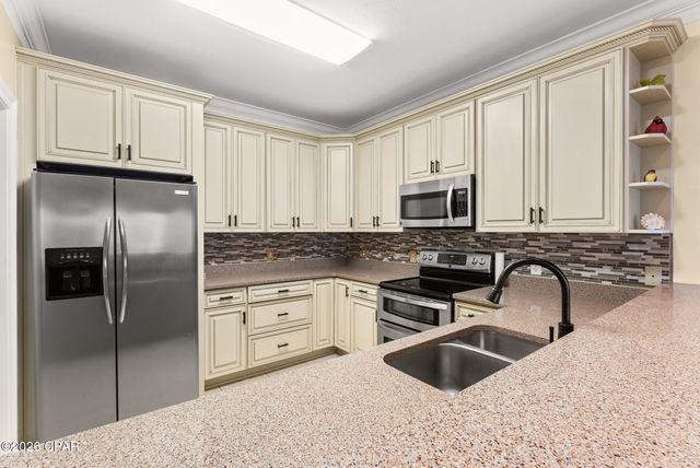 2330 Pelican Bay Court, Panama City, FL 32408