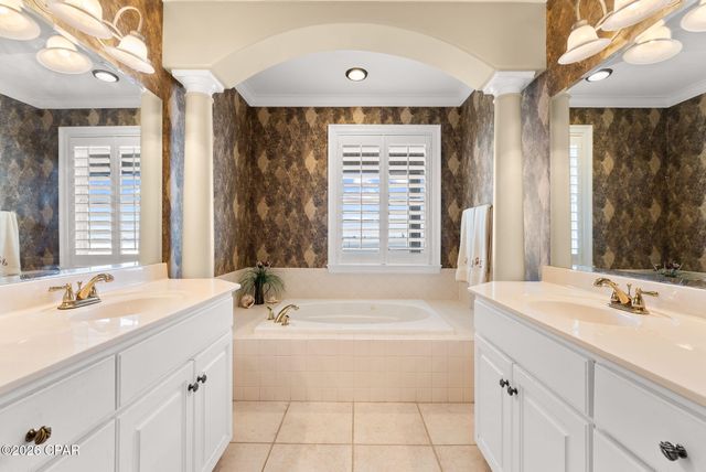 2330 Pelican Bay Court, Panama City, FL 32408