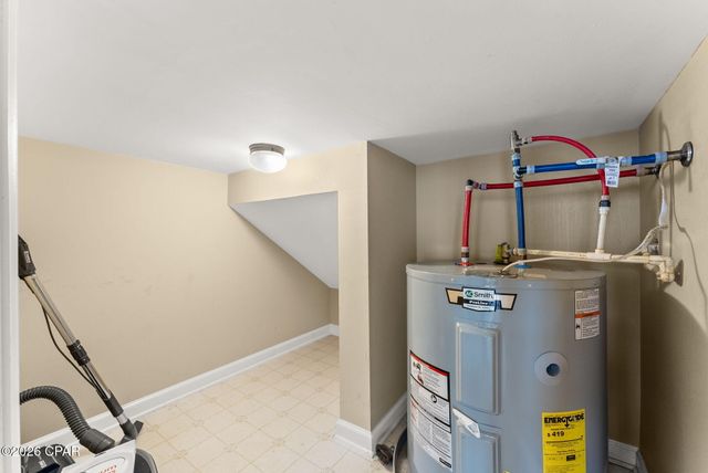 2330 Pelican Bay Court, Panama City, FL 32408