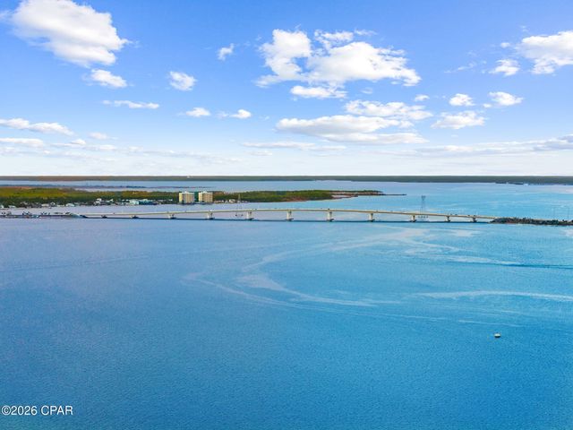 2330 Pelican Bay Court, Panama City, FL 32408