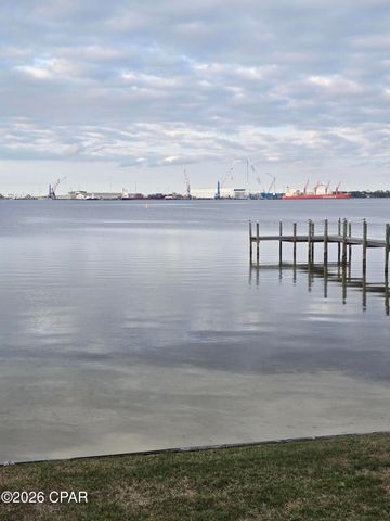 2330 Pelican Bay Court, Panama City, FL 32408