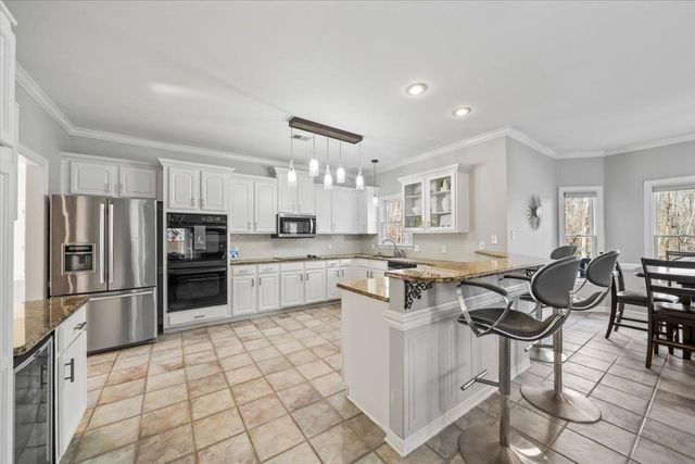 1804 LISSON CV, Collierville, TN 38017