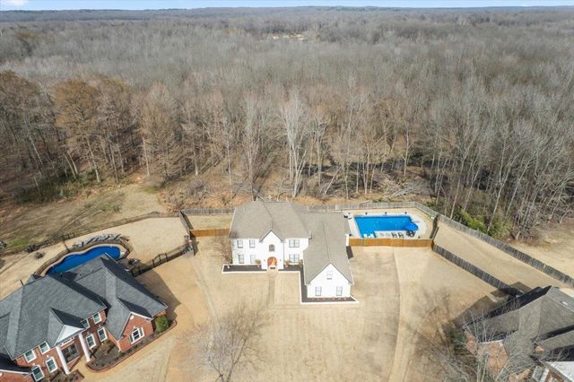 1804 LISSON CV, Collierville, TN 38017