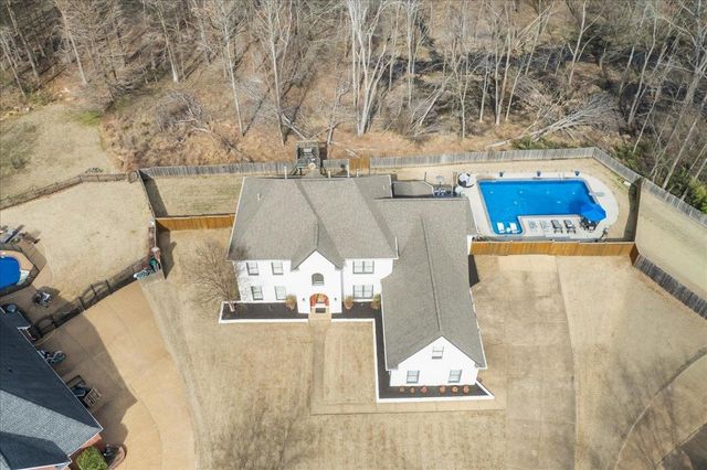 1804 LISSON CV, Collierville, TN 38017