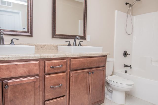 489 Eisenhower Drive, Crestview, FL 32539