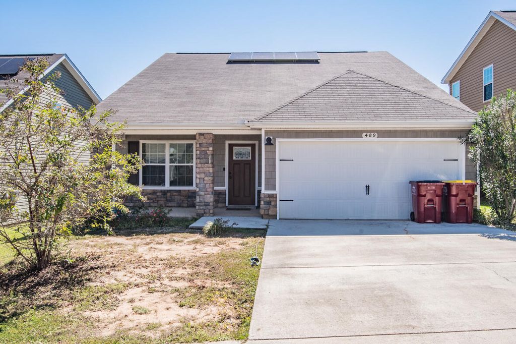489 Eisenhower Drive, Crestview, FL 32539