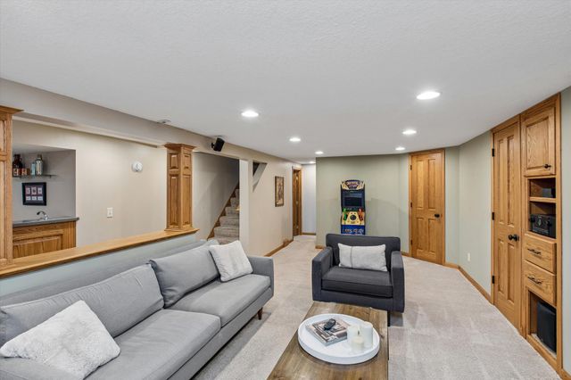 5405 30th Avenue S, Minneapolis, MN 55417