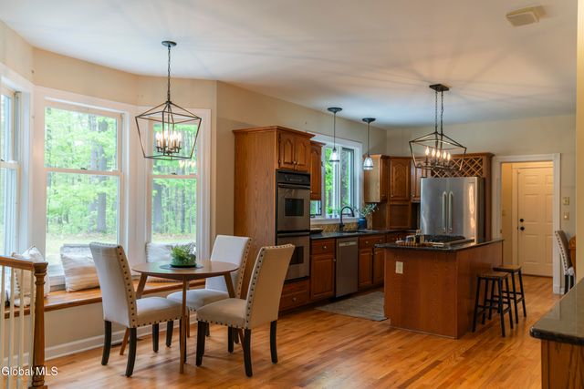 9 Rolling Brook Drive, Saratoga Springs, NY 12866