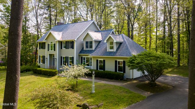 9 Rolling Brook Drive, Saratoga Springs, NY 12866