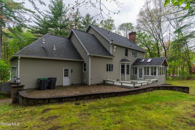 9 Rolling Brook Drive, Saratoga Springs, NY 12866