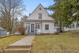 442 E Jones Street, Ionia City, MI 48846