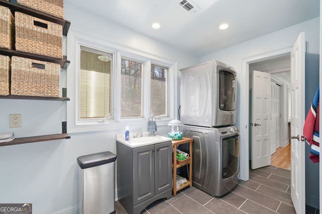 1343 McElroy Mountain Drive, Jasper, GA 30143