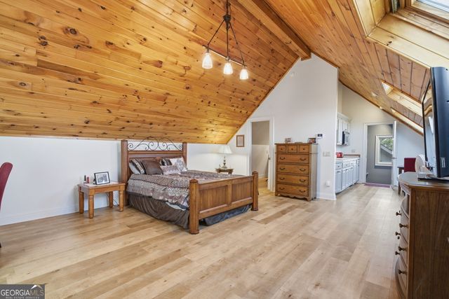 1343 McElroy Mountain Drive, Jasper, GA 30143