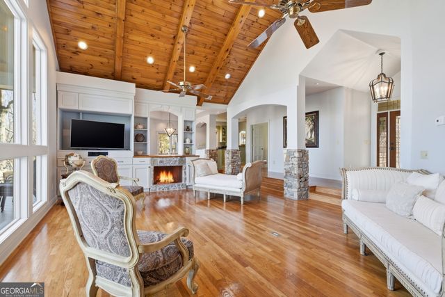 1343 McElroy Mountain Drive, Jasper, GA 30143