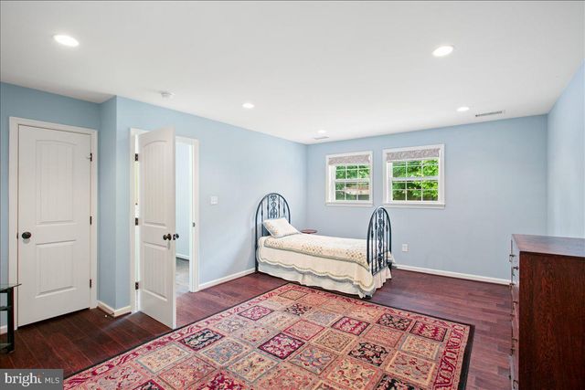 19266 MOCKINGBIRD HEIGHTS RD, Triangle, VA 22172