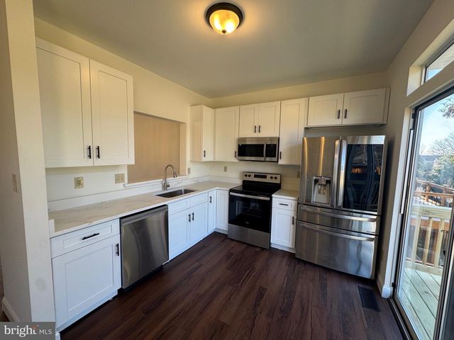 17306 ROCKY MOUNT LN, Dumfries, VA 22026