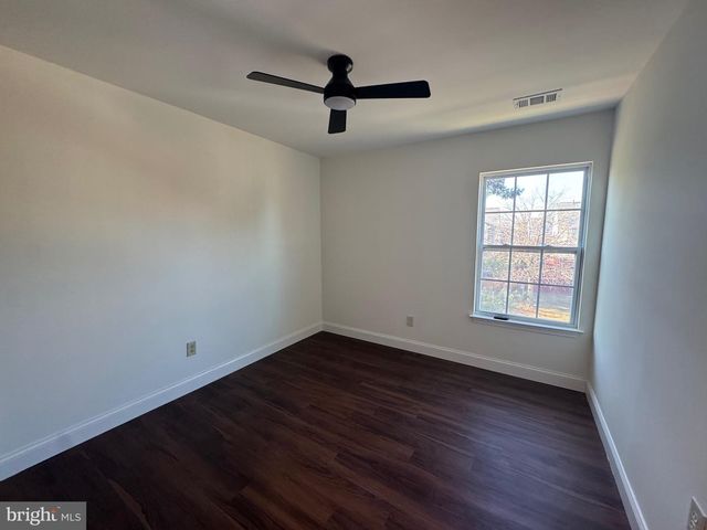 17306 ROCKY MOUNT LN, Dumfries, VA 22026